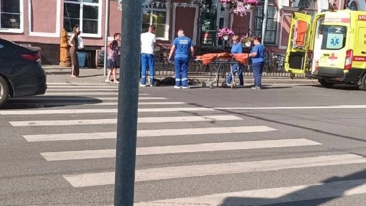 В центре Ярославля 73‑летняя женщина на «Киа» сбила мужчину на переходе