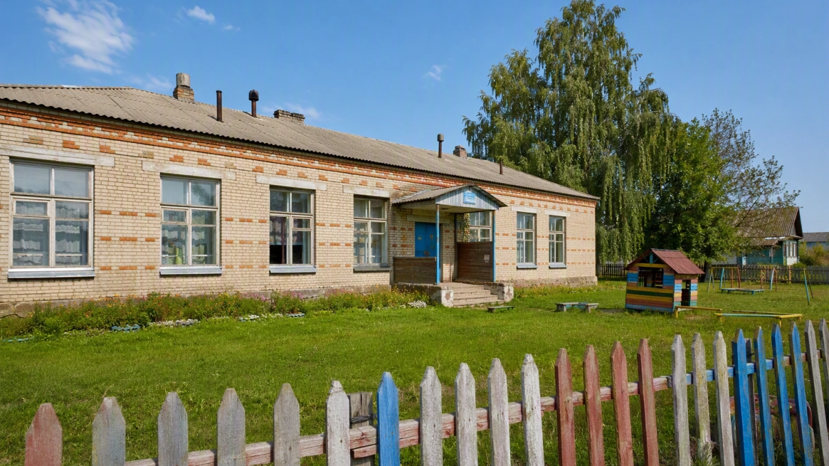 В Ярославской области бывший детсад с участком выставили на торги за 2,84 млн