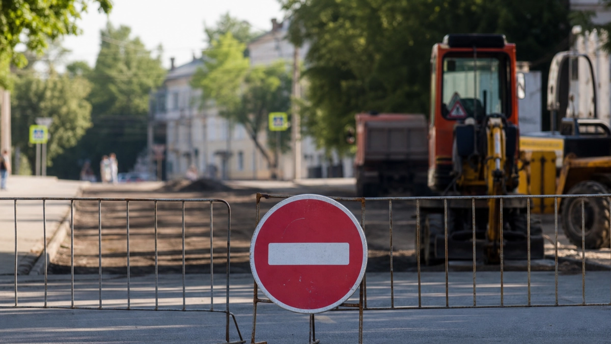 В Угличе почти на полтора месяца перекрыли улицу Академика Опарина