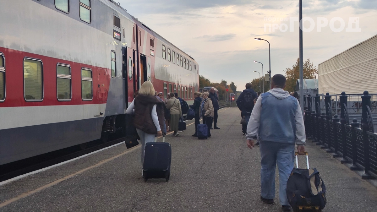 Каждый раз беру одно и то же место в плацкарте: никаких соседей и запаха носков