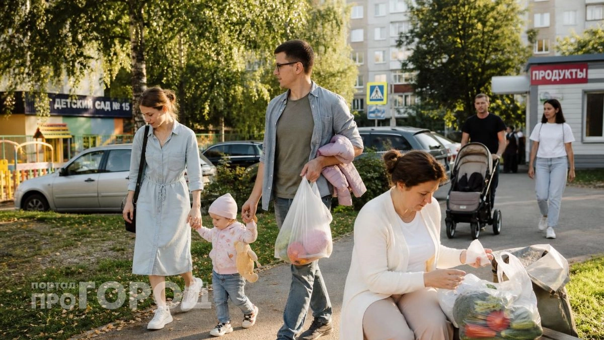 Перевел зарплаты родителей из СССР в нынешние рубли: теперь ясно, почему мы не решаемся на рождение детей