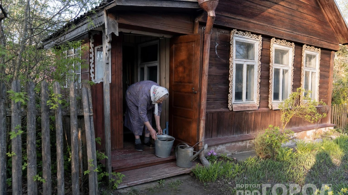Почему в деревнях старожилы ставят ведро с водой у порога: узнал и теперь сам начал делать так же  