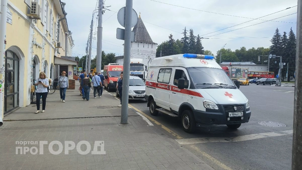 Мотоциклист получил переломы в ночном ДТП в Ярославле