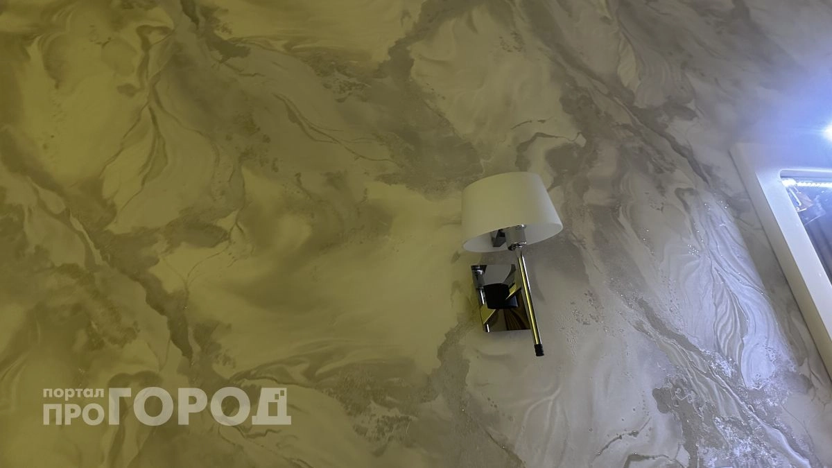 Не гипсокартон, не штукатурка и не обои: чем теперь отделывают стены умельцы, чтобы забыть о ремонте надолго