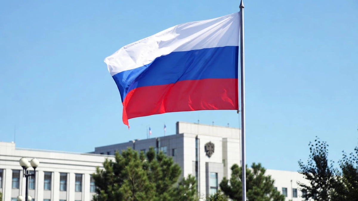 Евраев в День флага России отметил активность жителей Ярославской области