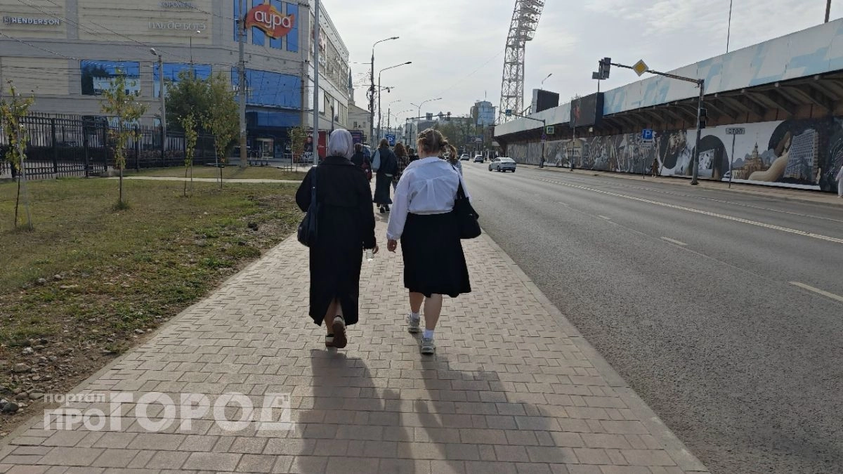 При угрозе атаки беспилотников школьные линейки в Ярославской области проведут внутри зданий