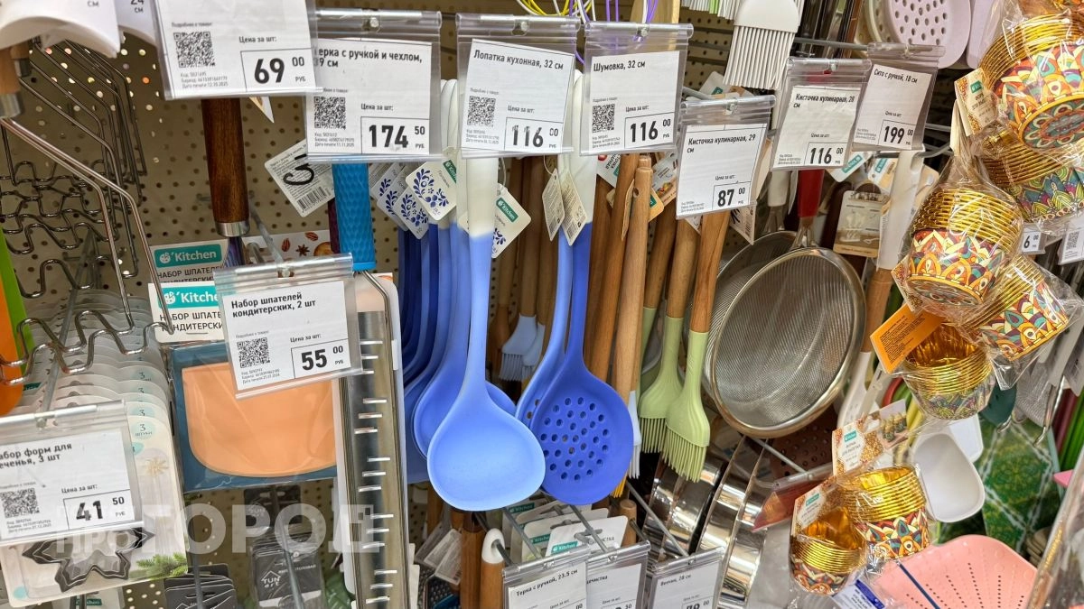 Пошла за губками в Fix Price, а принесла домой полезную вещь для ванной: места занимает минимум