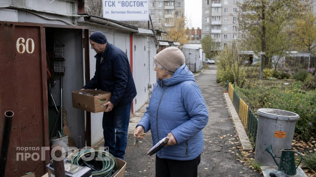 Тридцать лет тянула лямку из чувства долга: в 71 год я наконец продала дачу и гараж ради свободы