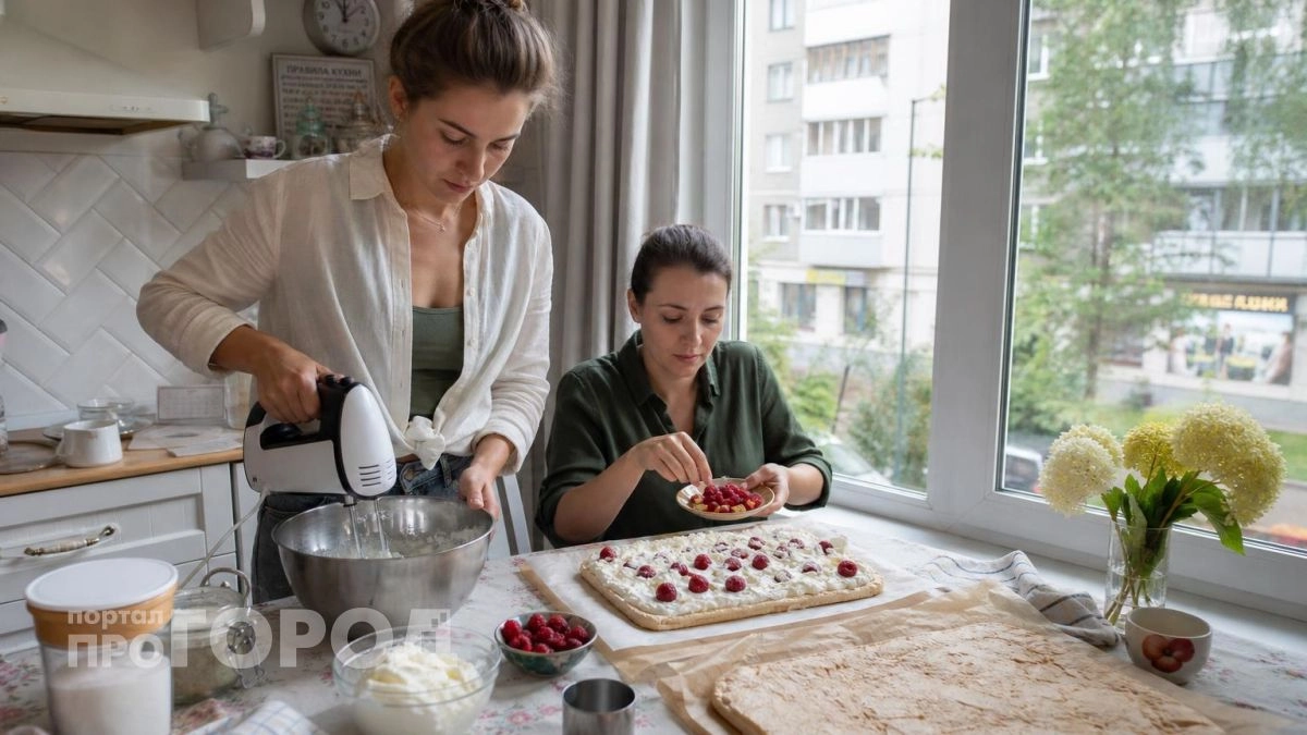 Меренговый рулет больше не трескается: я нашла три простых правила, чтобы десерт выглядел как из витрины