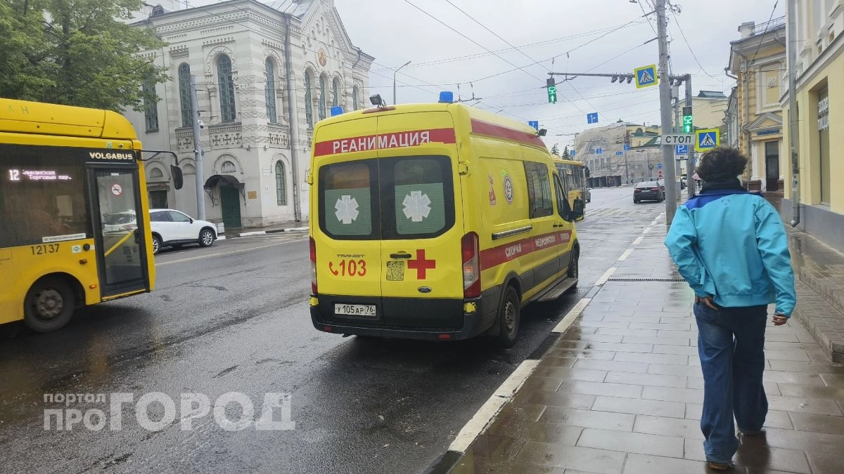 Мужчина на электровелосипеде насмерть сбил 64-летнюю женщину в Любимском районе