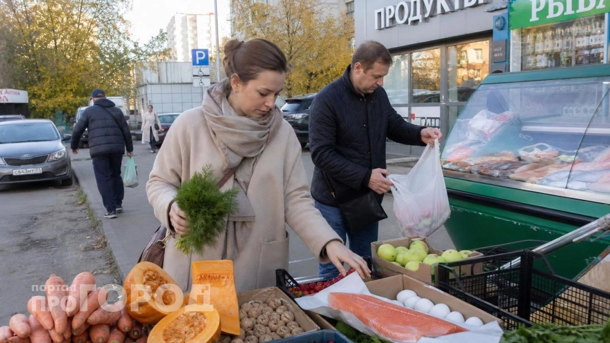 Перестаньте верить в мифы о моркови: офтальмологи назвали 7 доступных продуктов для защиты вашего зрения