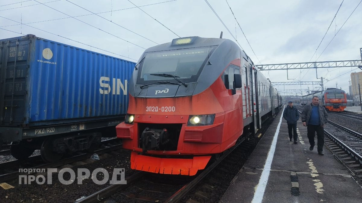 В Ярославле 67-летняя пенсионерка украла в электричке сумку с деньгами