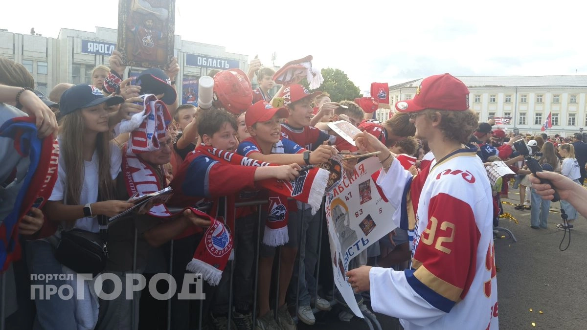 Вратарь ярославского "Локомотива" Даниил Исаев признан лучшим голкипером недели в КХЛ
