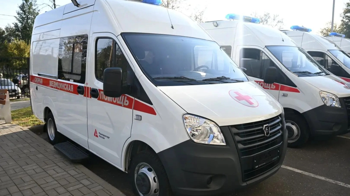 В Ярославскую область поступили 12 новых машин скорой помощи