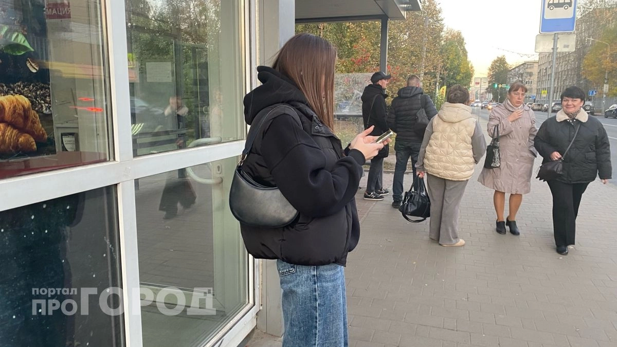 Сбер оплатит мобильную связь своим зарплатным клиентам