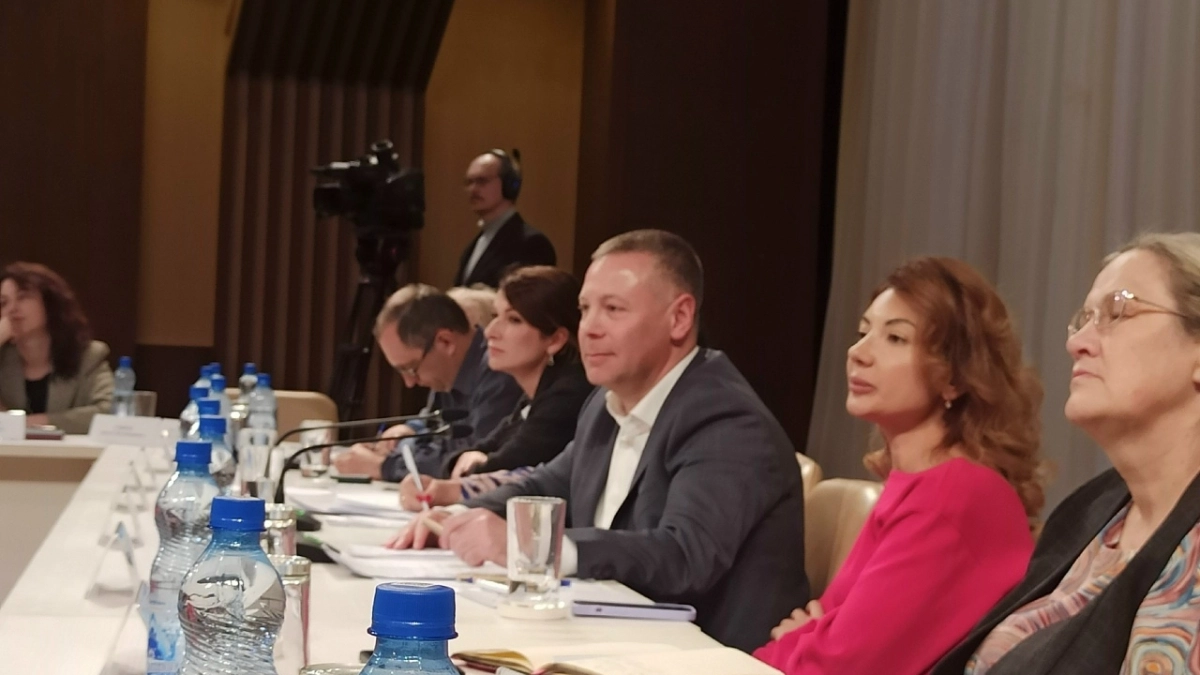 Губернатор Михаил Евраев поблагодарил жителей за выбор депутатов Госдумы