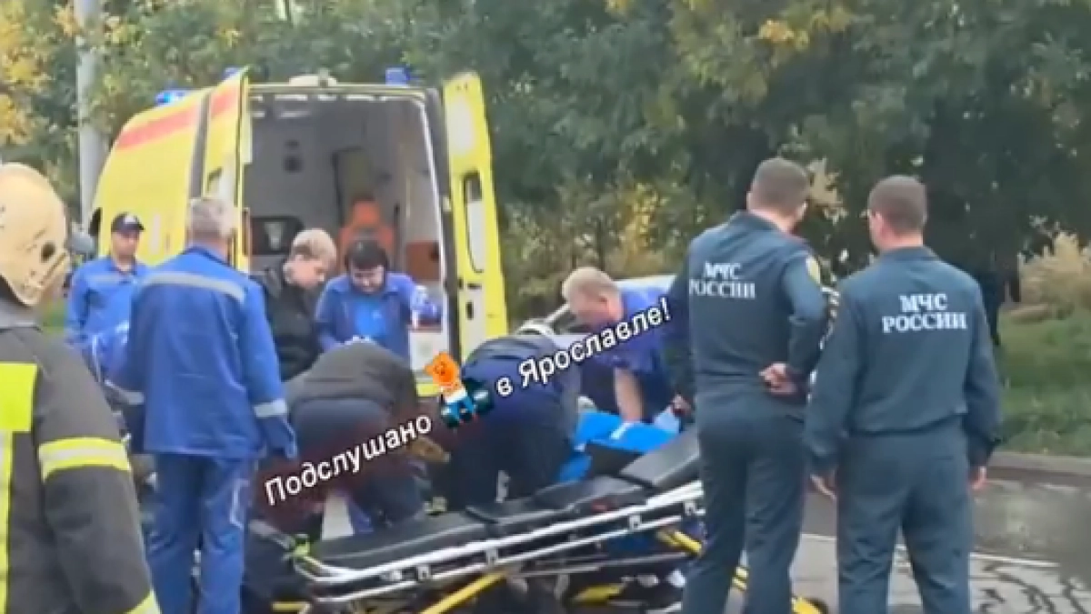 В Ярославле на Тутаевском шоссе насмерть разбился мотоциклист и сгорела иномарка