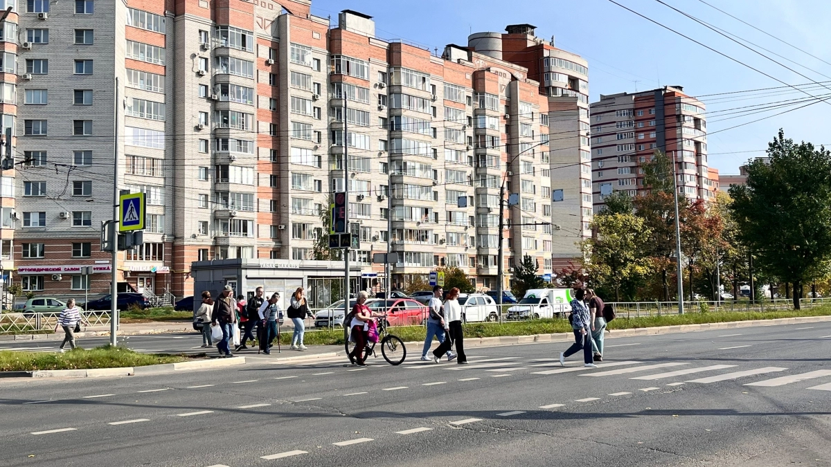 В Брагино передвинули дорожный знак "Ярославль" из-за застройки и новых домов