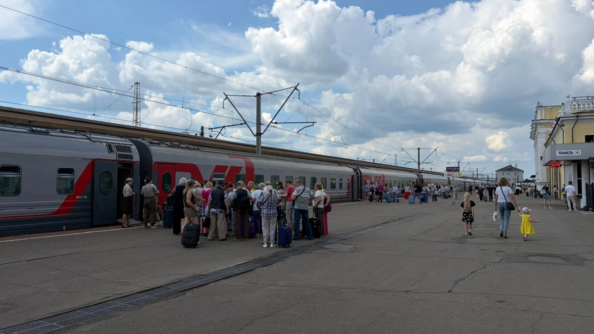 Стало известно, сколько ярославцев за 8 месяцев отправились на поездах в Москву 
