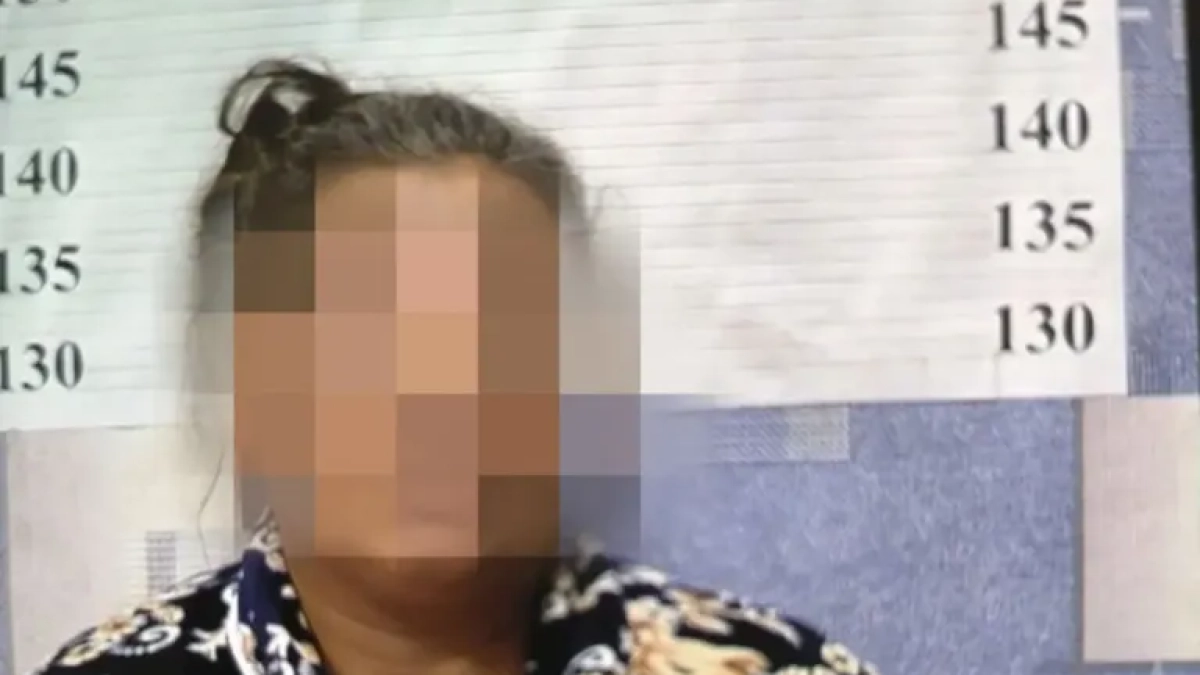 В Ярославской области лже-целительница сняла с бабушки золото ради исцеления ног