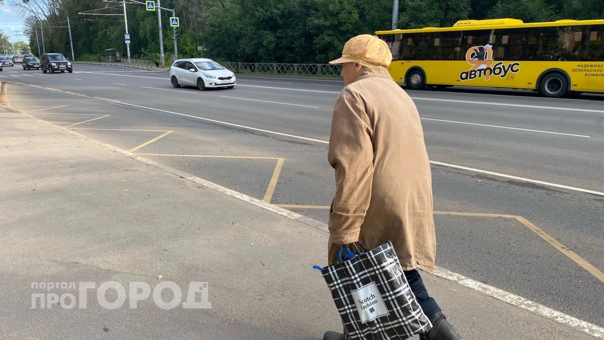 В Заволжском районе 68-летняя женщина лишилась 4,2 миллиона рублей из-за звонка мошенников