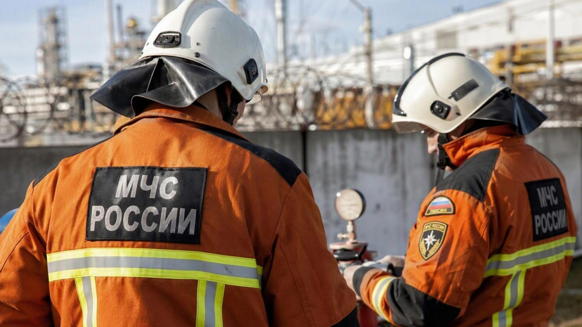 В Ярославской области начались похороны погибших при пожаре на пиротехническом заводе