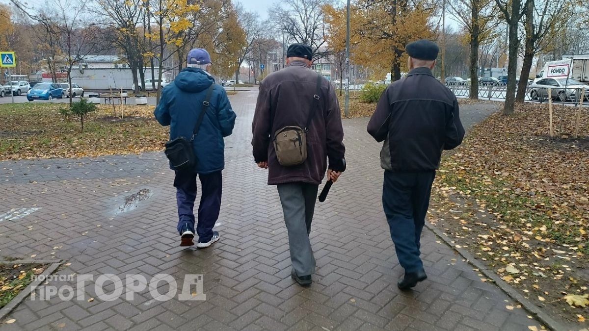 Пенсионер из Ярославля поверил лжеброкерам и лишился сотен тысяч из-за чужой карты