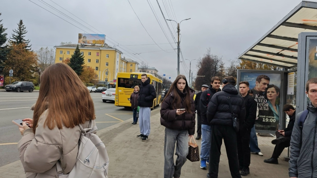 Масштабный сбой сервисов Яндекса парализовал вызов такси и доставку в регионах