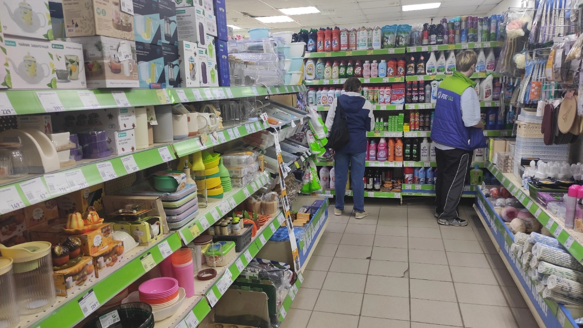 Квартира меняется без краски и обоев: 5 бюджетных находок из Fix Price преобразили дом за день