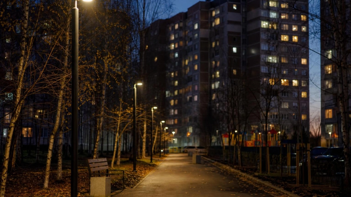 Глава Ярославля потребовал немедленно отрабатывать жалобы на освещение во дворах