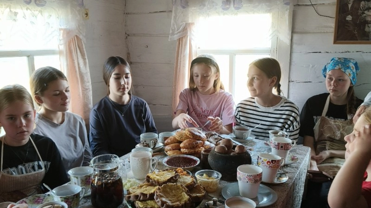Народный костюм и вековые традиции: юные мастера из Ижмы представят Север в Ростове Великом