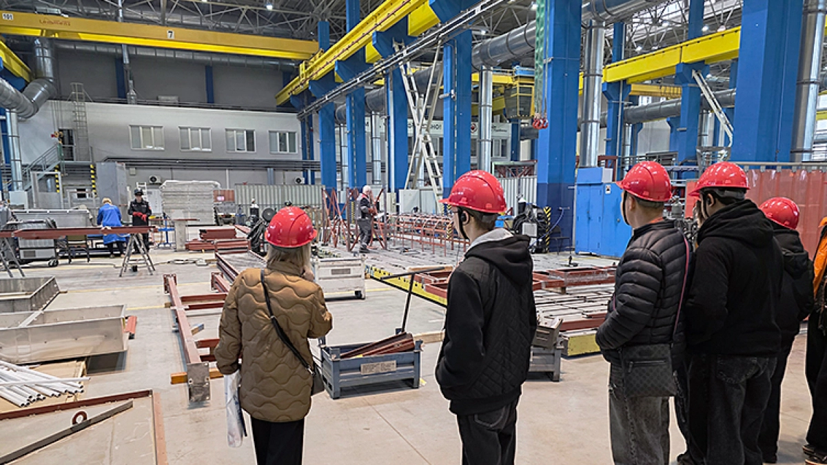 Школьникам и студентам Рыбинска показали сборку газотурбинных агрегатов на заводе ОДК