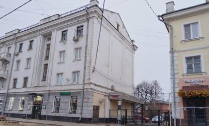 Жители двух домов на улице Депутатской остались без двора из-за ремонта