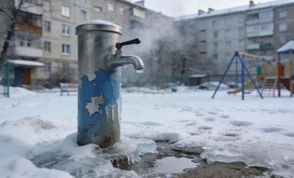 Водоканал про жалобы жителей Пошехонья о грязной воде в колонках: "Она соответствует нормативам"