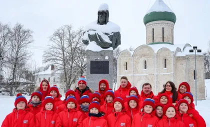 Ротенберг вспомнил Петра Первого и предложил сыграть в хоккей на Плещеевом озере в Переславле