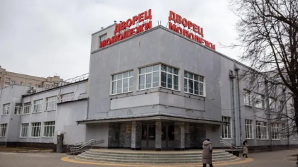 В Ярославле отменили концерт при свечах: зрители не могут вернуть деньги за билеты