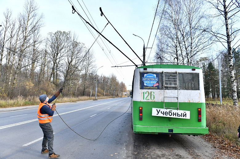 «Водители болеют»: ярославцев зовут на работу в общественном транспорте