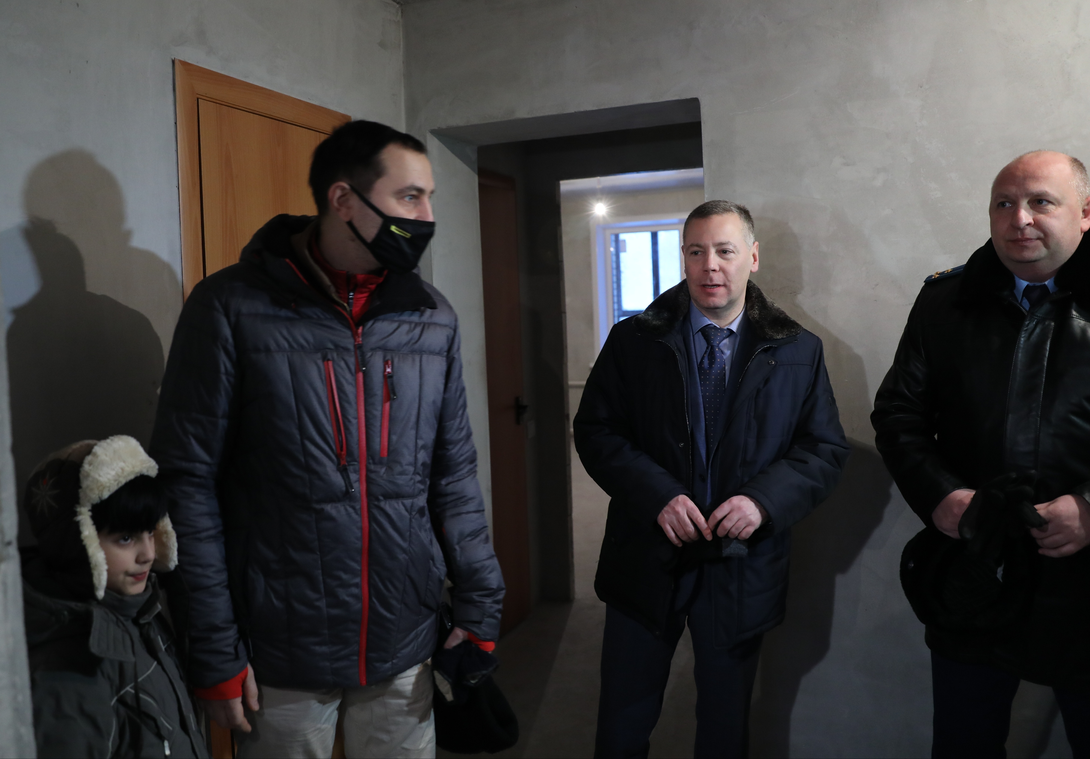 «Все решения проблем найдены»: Михаил Евраев встретился с обманутыми дольщиками