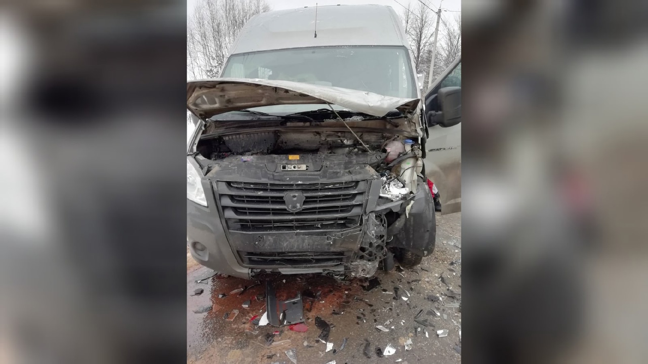 Куски машины раскиданы по дороге: подробности аварии под Ярославлем