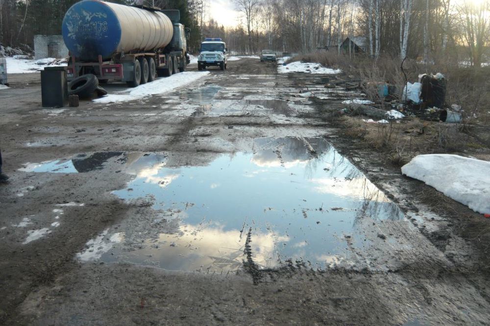 В Ярославле перевозчик сливал тонны фосфора прямо на землю