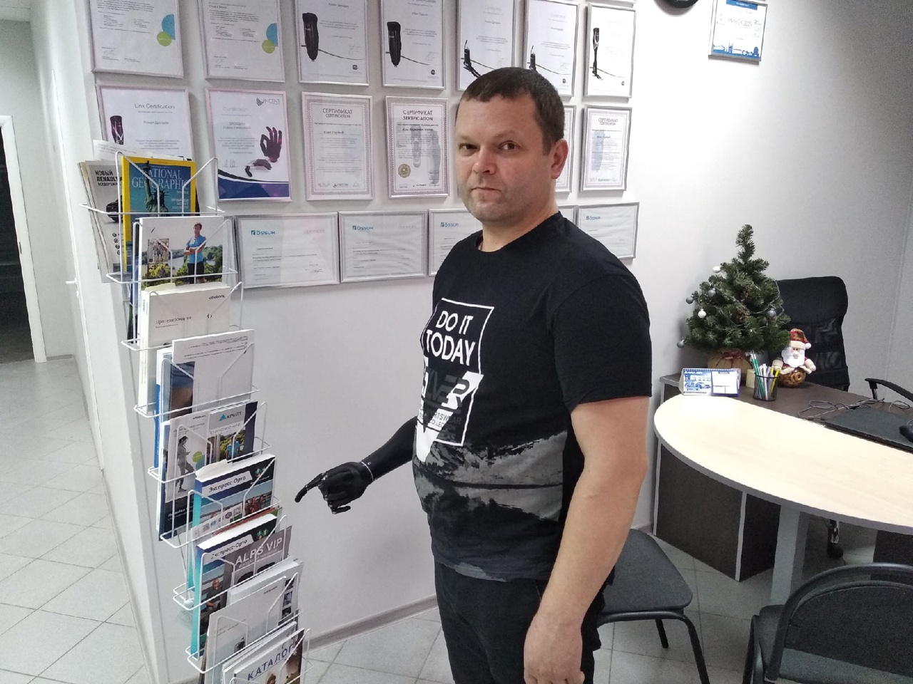 «Теперь я частично робот»: в Ярославле заводчанин остался без руки 