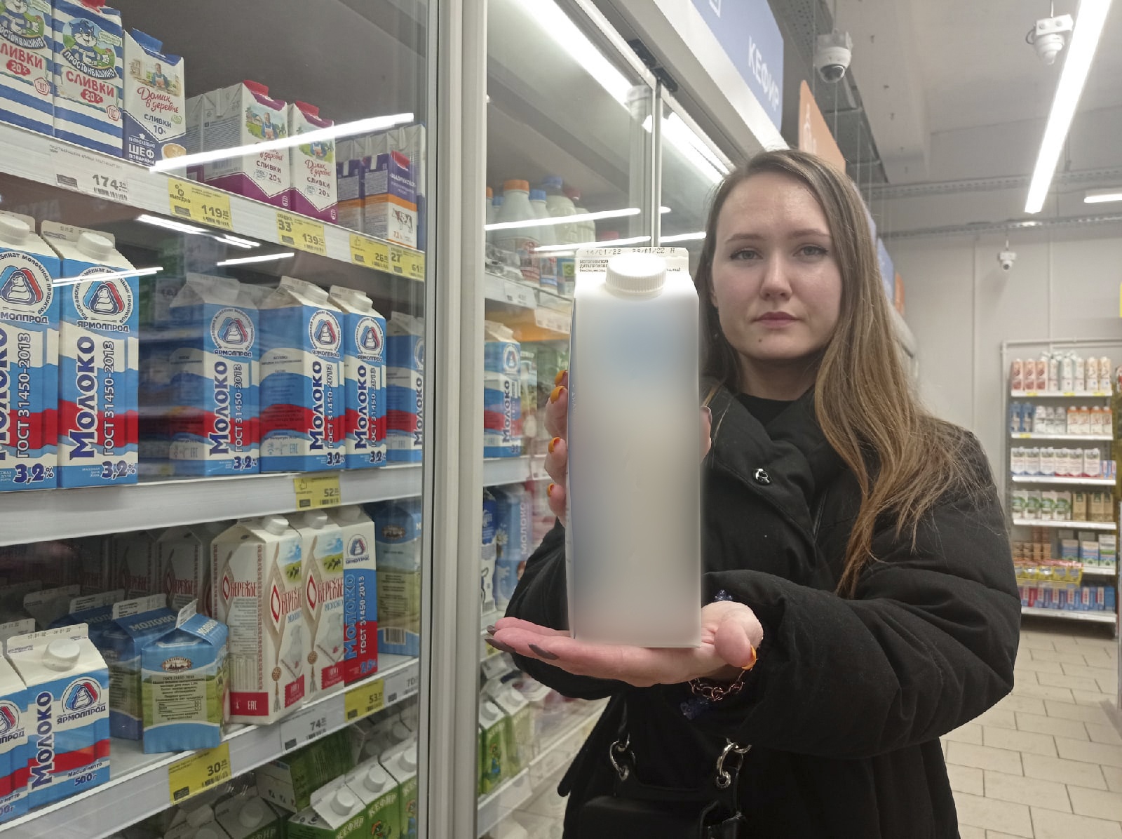 "Пакет молока дороже бензина": в Ярославле цены взбесились и будут расти еще