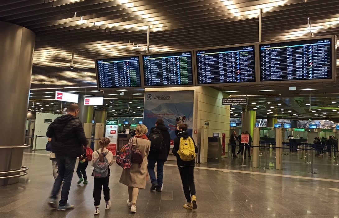 «Ни кофе, ни туалетной бумаги»: экс-советница мэра раскритиковала ярославский аэропорт 