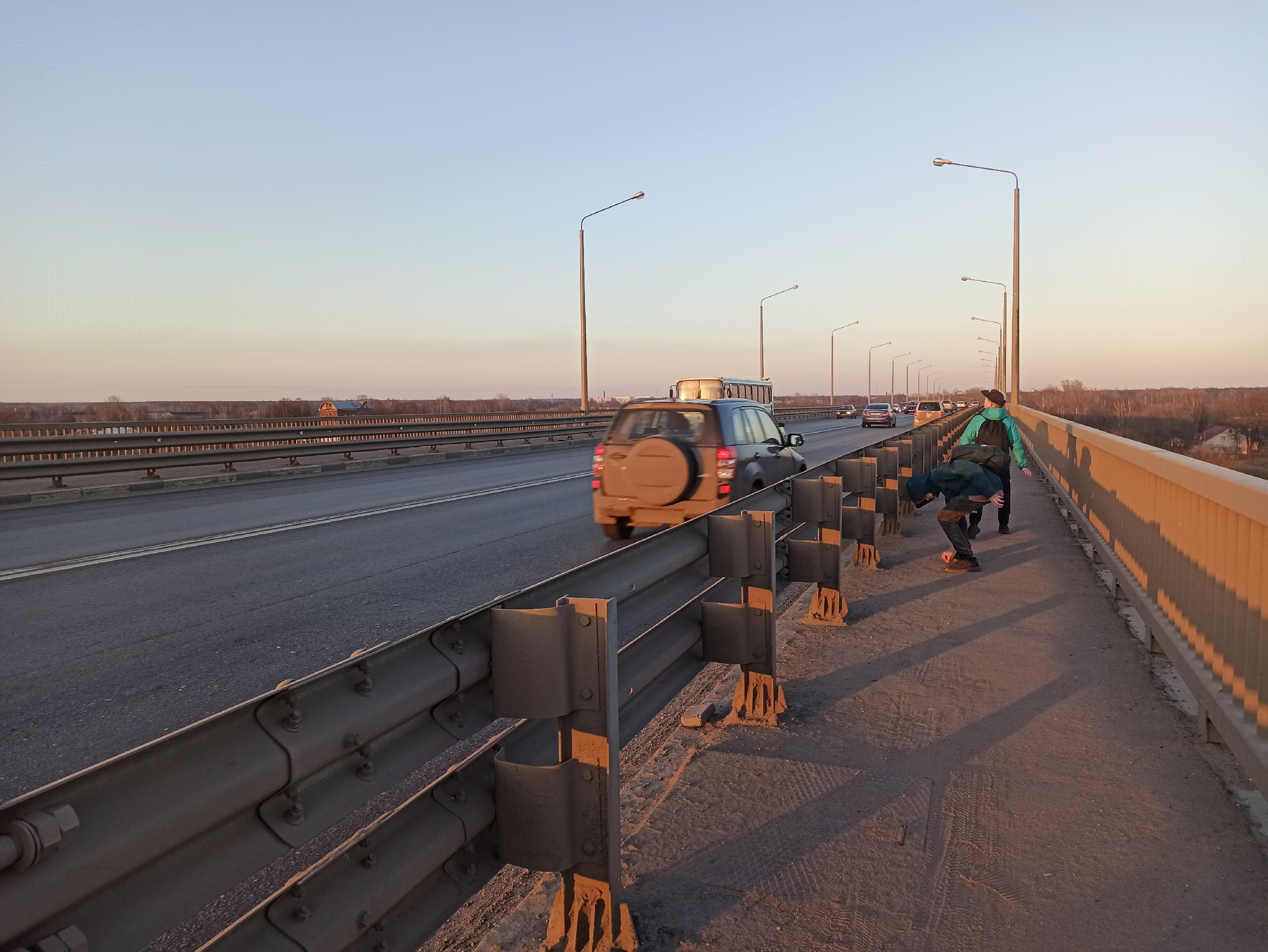 "Там ямы уже!": в Ярославле начинают ремонт Октябрьского моста за 50 миллионов рублей