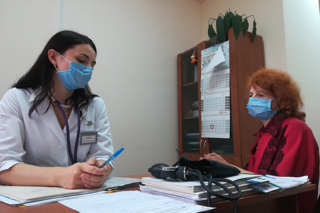 Больницы хотят закрыть для части ярославцев: какие ограничения ждут область