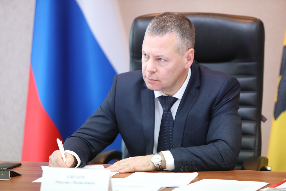 Врио губернатора Михаил Евраев поддержал медиков и Роспотребнадзор в новых ограничениях