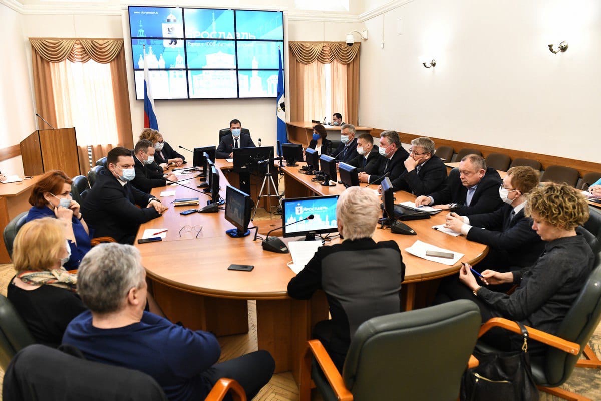  Чиновники мэрии Ярославля отчитались о своих доходах за 2021 год