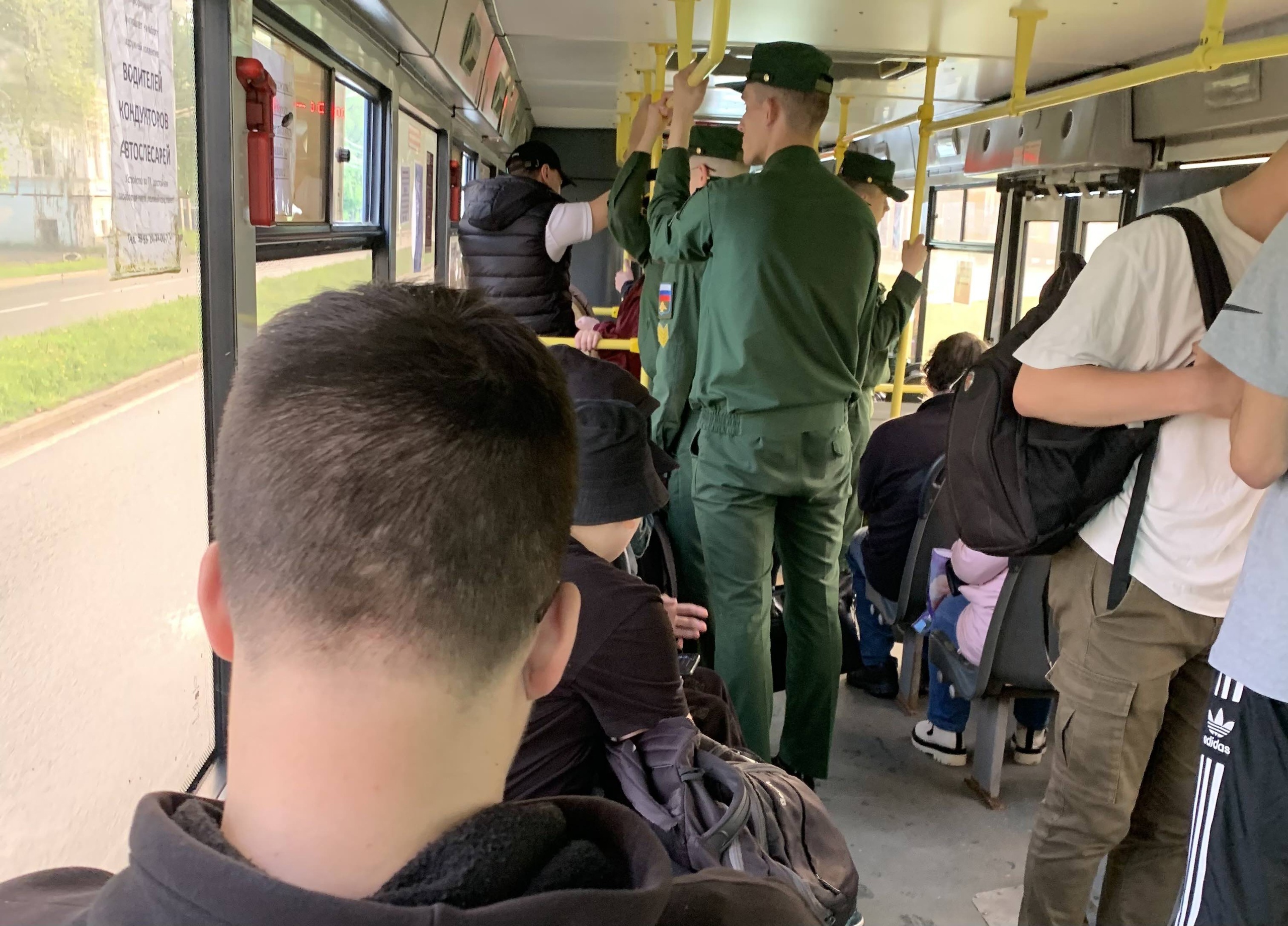 «В салоне было +42»: ярославцы жалуются на «адскую» жару в автобусах
