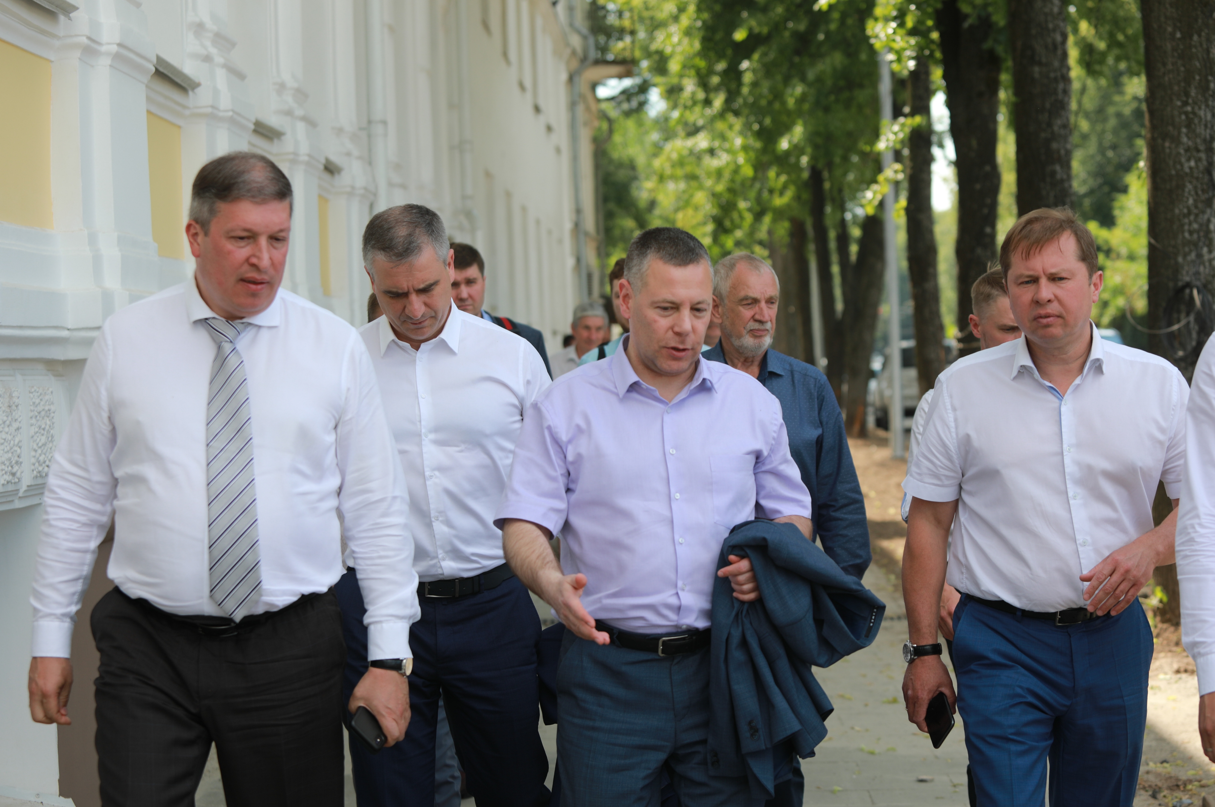 Врио губернатора Ярославской области проверил ремонт улицы Первомайской в столице региона