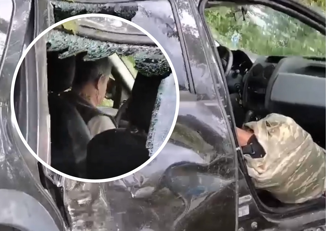 В Ярославле пьяный водитель с пассажиром устроили серьезное ДТП. Видео